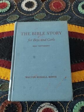 ❤️ The Bible Story for Boys and Girls - Old Testament (Blue Hardcover)